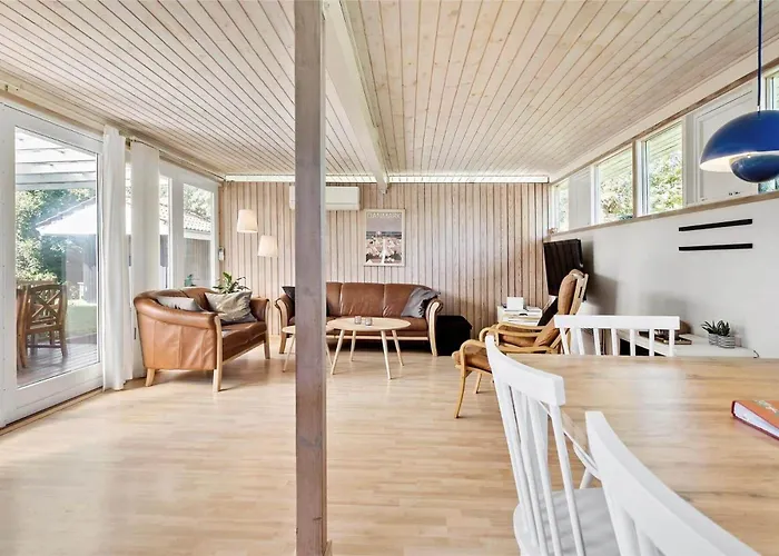 M16004-vaeggerlose-regnfangvej-27 * Bøtø By